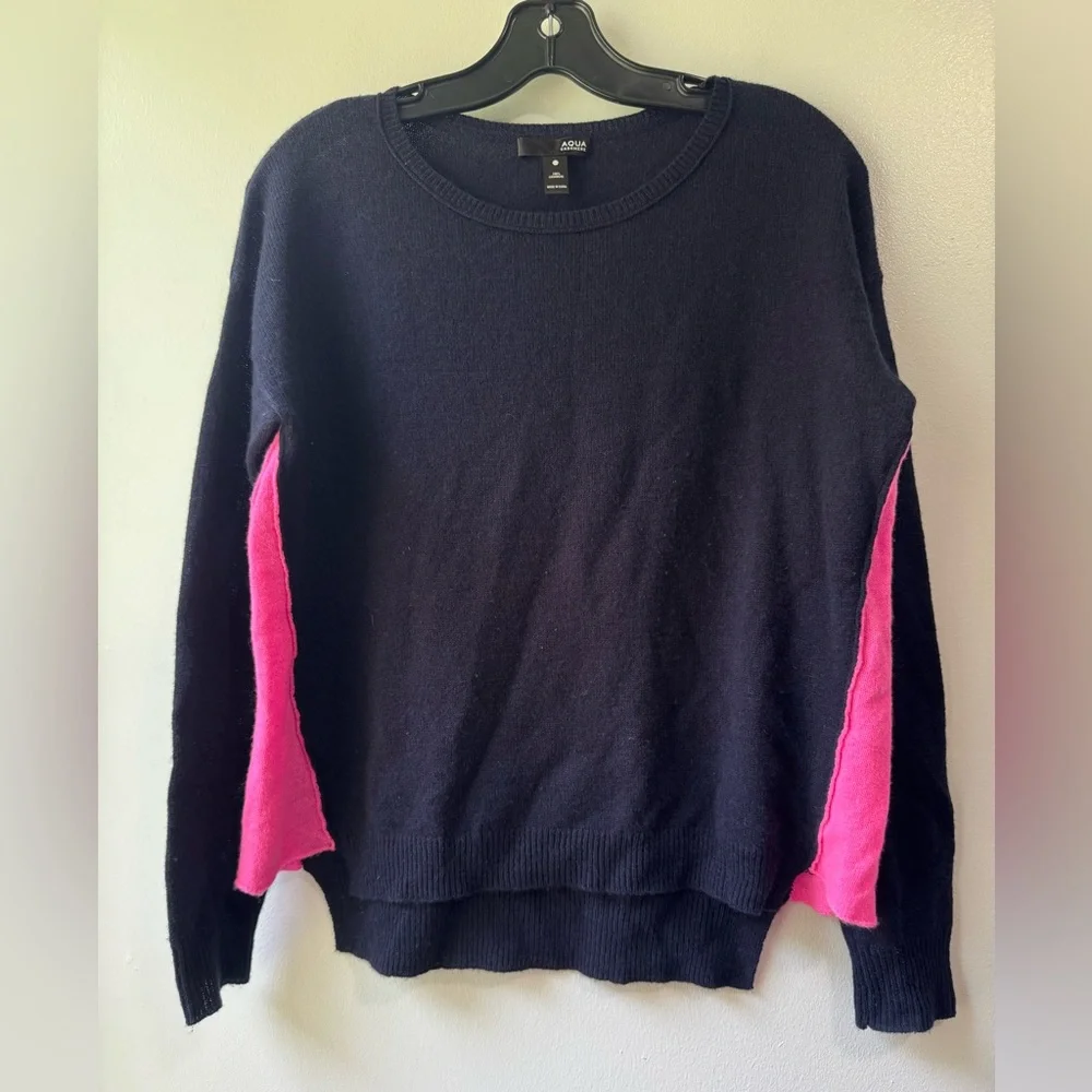 Aqua Cashmere Black and Pink Crew Neck Sweater with Color Block Design